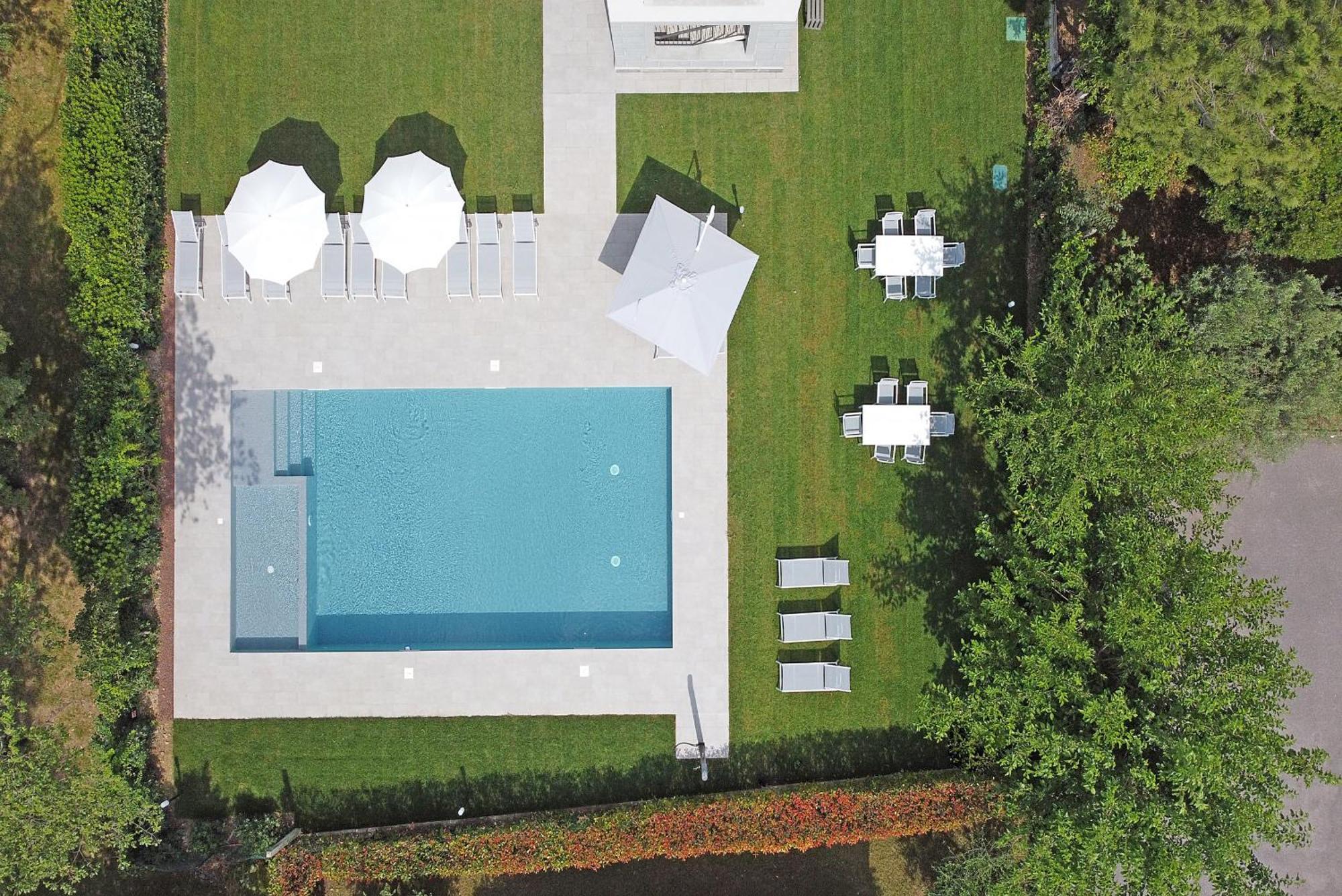 Villa Caterina Apartments By Wonderful Italy 代森扎诺-德尔加达 外观 照片